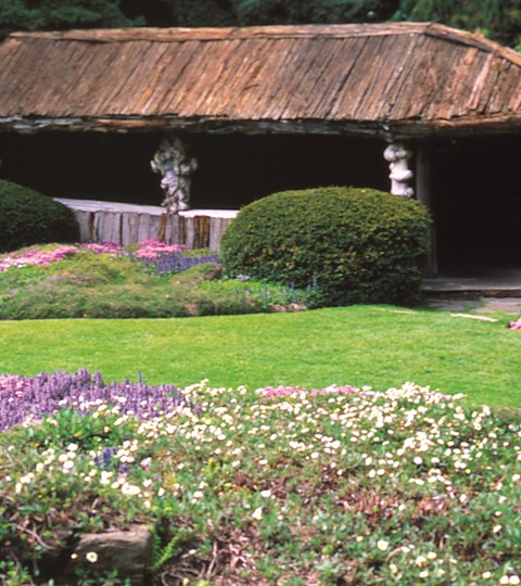 Totem Pole Lodge